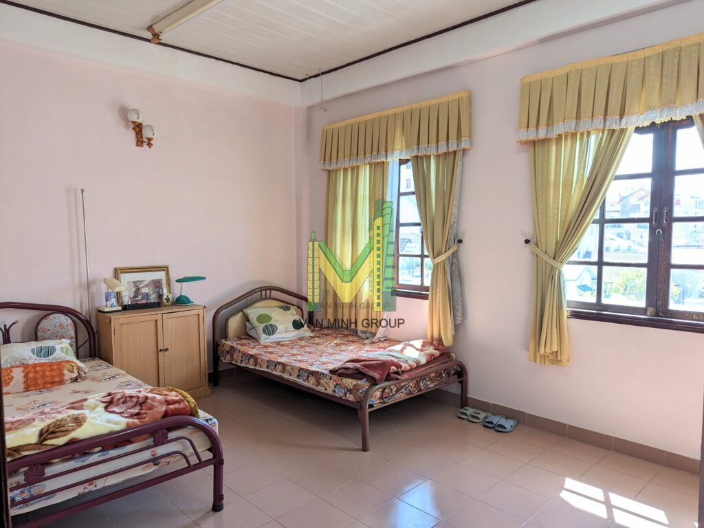 Bán gấp nhà hai mặt tiền hẻm Trần Phú, ngay trung tâm Đà Lạt chỉ 7.9 tỷ - Ảnh 8