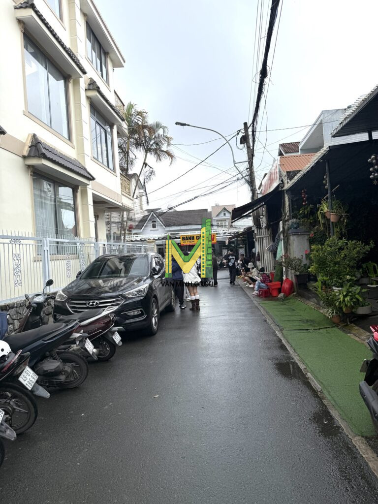 BÁN NHÀ MẶT TIỀN HẺM Ô TÔ – ĐƯỜNG YERSIN, PHƯỜNG 10, ĐÀ LẠT