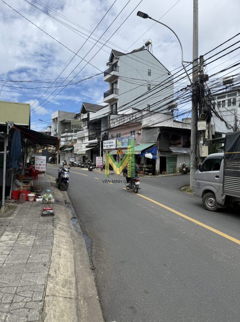 Bán Nhà Đẹp Mặt Tiền Nguyễn Trung Trực , Phường Xuân Hương – Đà Lạt - Ảnh 4