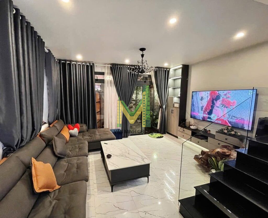 📣Cần bán villa chính chủ  Trần Hưng Đạo, phường 10,Tp Đà Lạt. Cách bờ hồ 500m có chỗ đậu ô tô  ♦️Full nội thất cao cấp