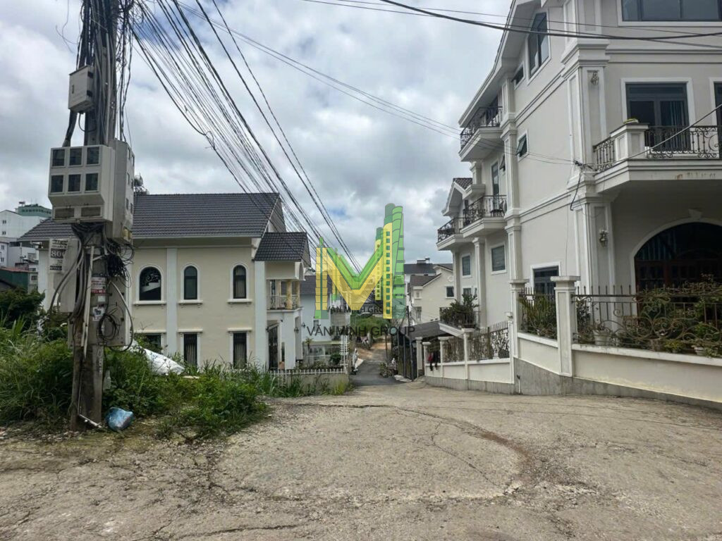 GẤP cần bán lô đất hai mặt tiền Lê Thị Riêng phường 7 Thành Phố Đà Lạt giá 12,2 tỷ 319m2 - Ảnh 7