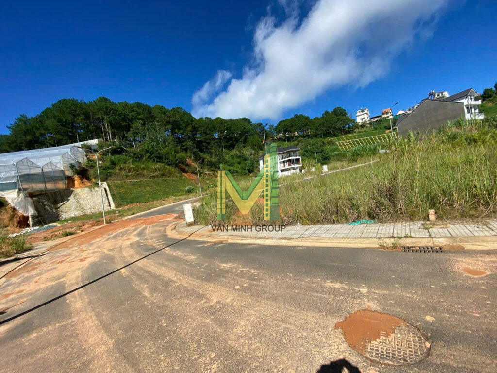 BÁN 67m2 KDC số 5 An Sơn, phường Xuân Hương Đà Lạt giá 5,7 tỷ