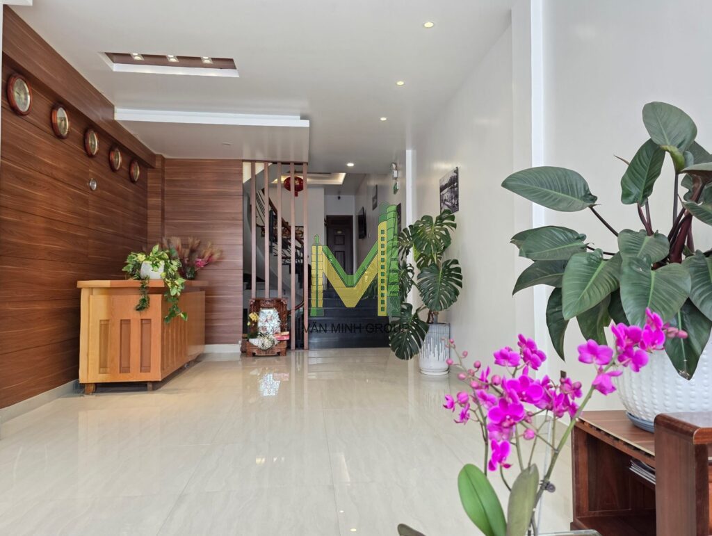 Bán gấp khách sạn đẹp mặt tiền Yersin, trung tâm thành phố Đà Lạt - Ảnh 1