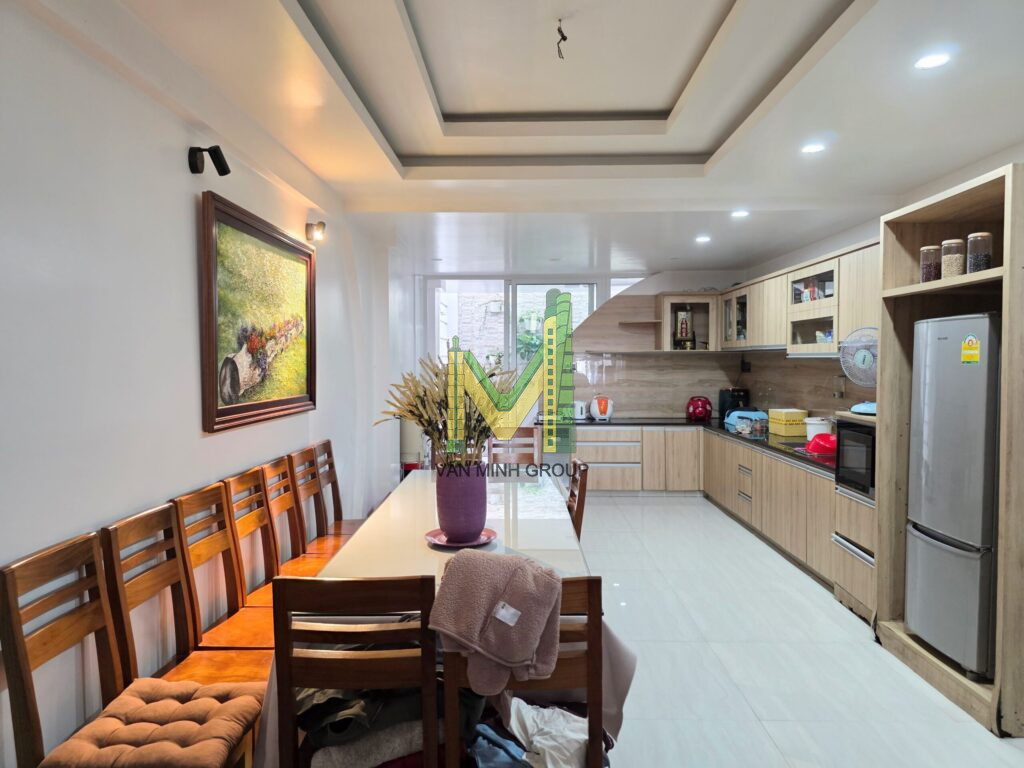 Bán gấp khách sạn đẹp mặt tiền Yersin, trung tâm thành phố Đà Lạt - Ảnh 4