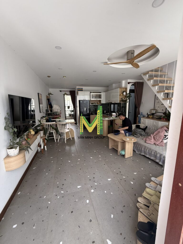 Bán Nhà Đẹp Hoàn Công Sổ Riêng Nguyễn Trung Trực -Phường Xuân Hương- Đà lạt - Ảnh 3