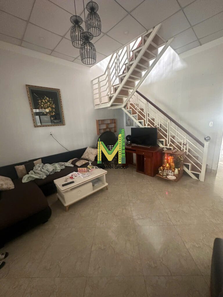 Bán Đất Tặng Căn Nhà Đẹp Ở Chi Lăng – Phường Lâm Viên – Đà Lạt