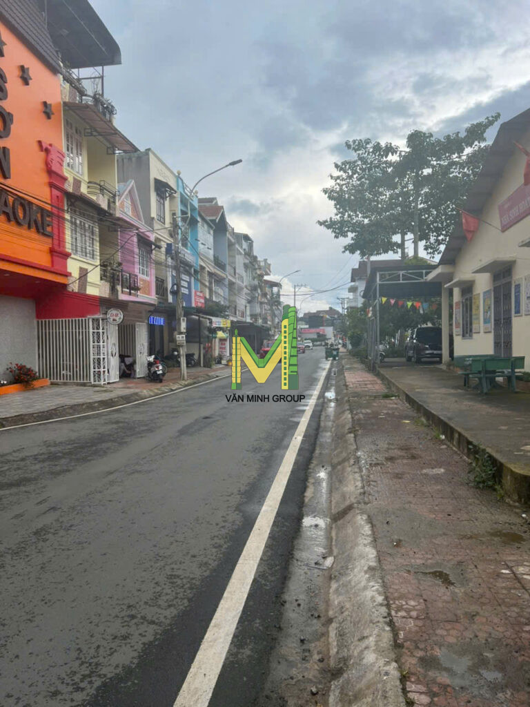 Karaoke Sơn 3 mặt tiền KQH Phan Đình Phùng phường Xuân Hương ( p2 cũ ) - Ảnh 3